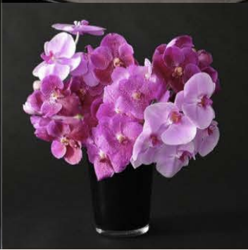 Modern Floral Arrangement - $300 (Style 2)